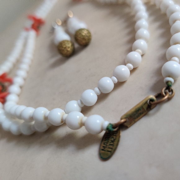 Miriam Haskell Milk Glass & Faux Corals Set - Picture 3 of 16